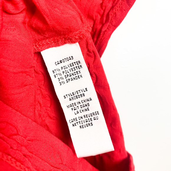 Max Studio Short Sleeve Form Fitting Mid Length Red Dress - Picture 4 of 9